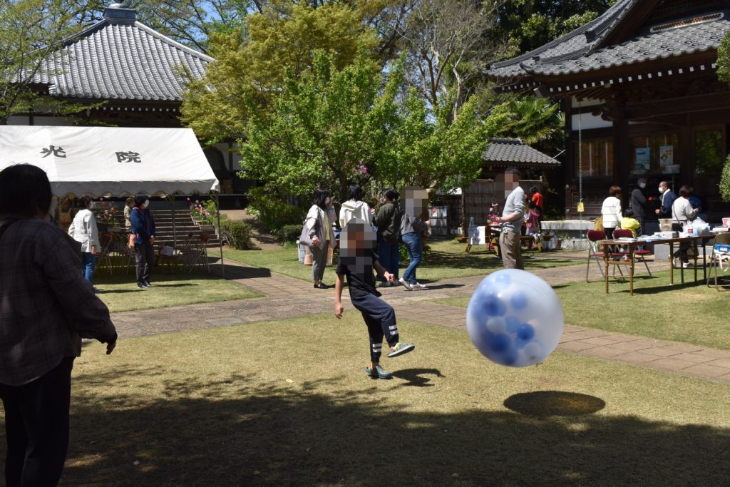 風船と理科実験の先生に習う